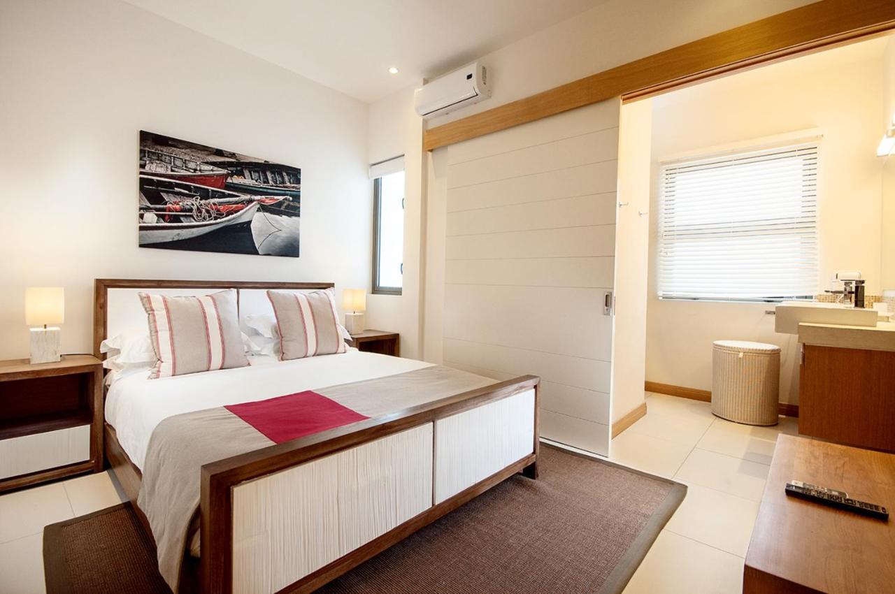 Cap Ouest Luxury Beachfront Flic-en-Flacq 外观 照片