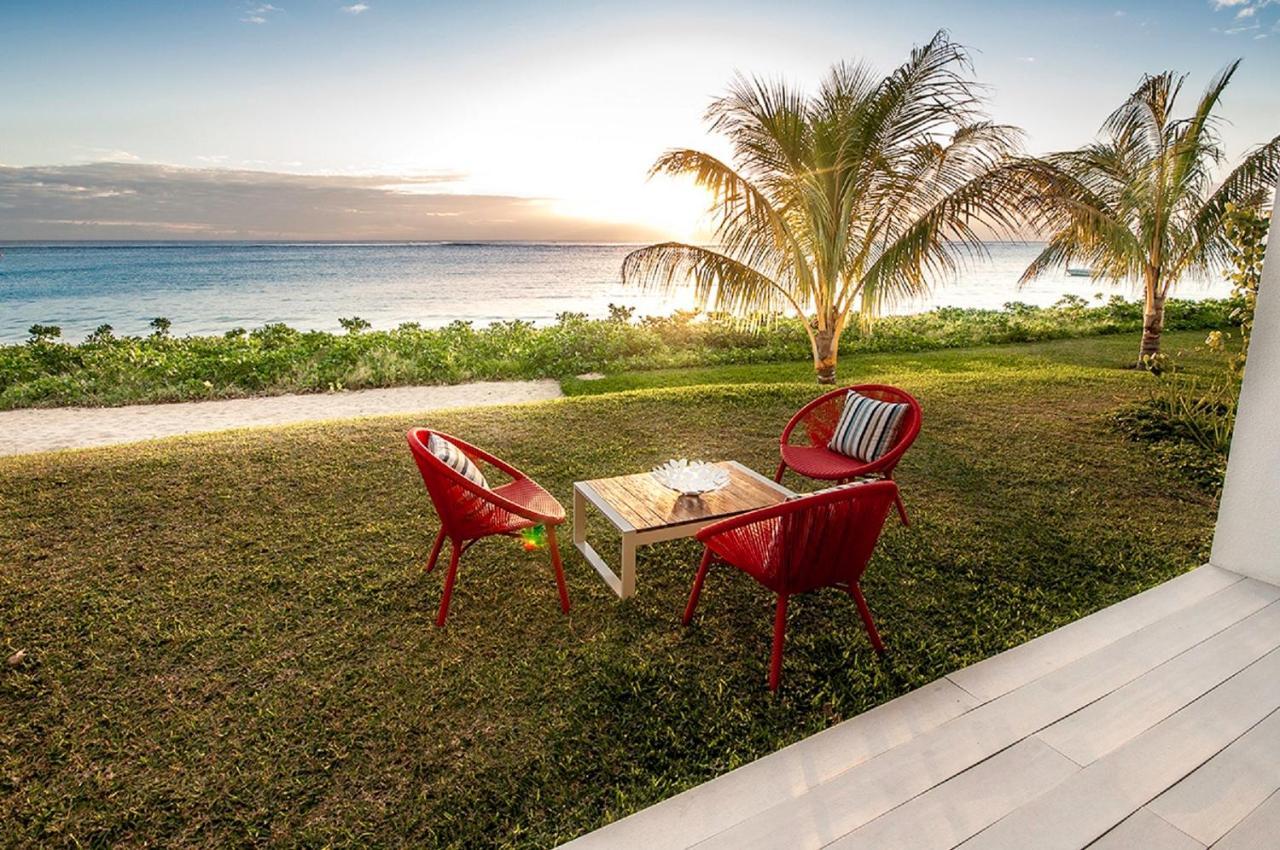 Cap Ouest Luxury Beachfront Flic-en-Flacq 外观 照片
