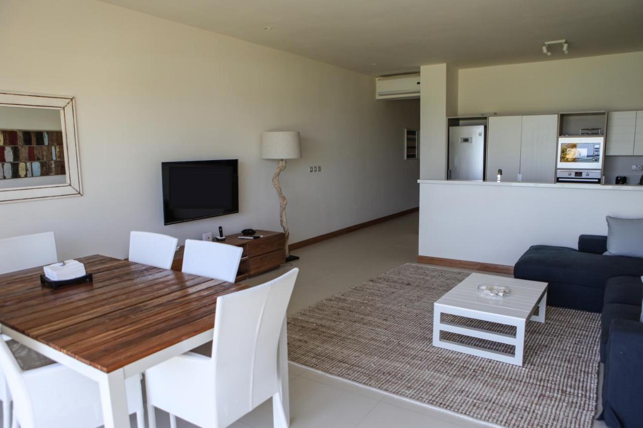 Cap Ouest Luxury Beachfront Flic-en-Flacq 外观 照片